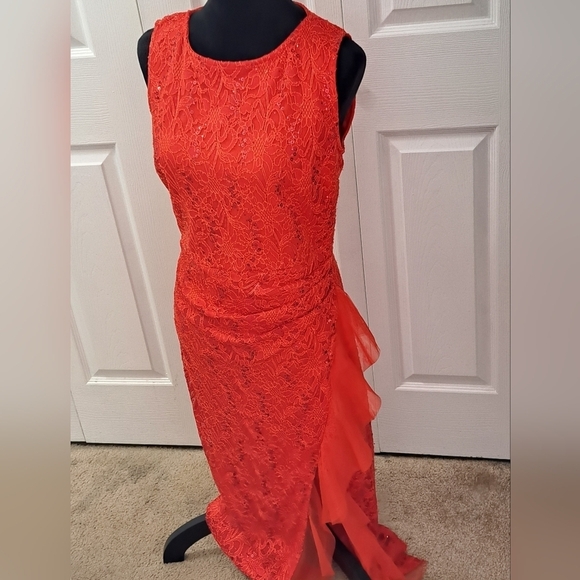 NWT Candalite Petite Cherry Red Lace & Sequin Formal Gown - Picture 2 of 12